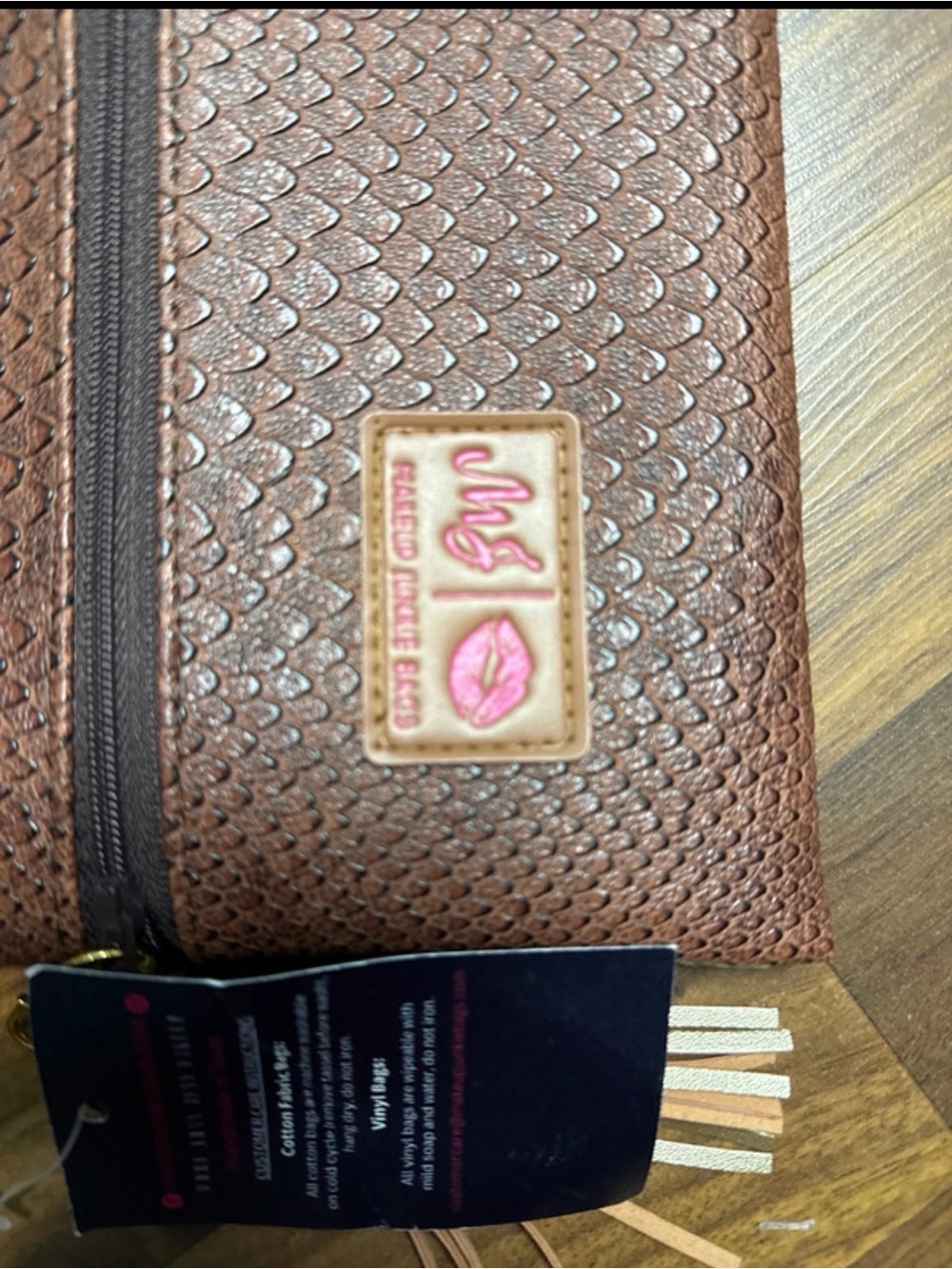 Makeup Junkie Bags Brown Snakeskin Cosmetic Bag – NWT - Picture 2 of 4